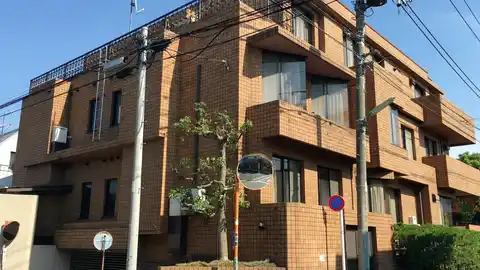 エレガンスツカサ