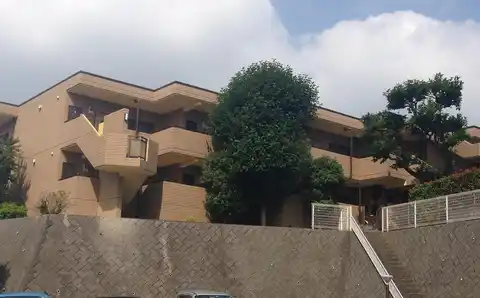 ヴィレッジ2号棟