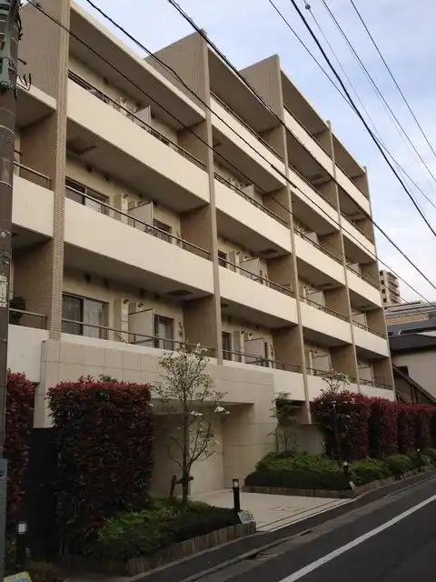 ガーデン萩中