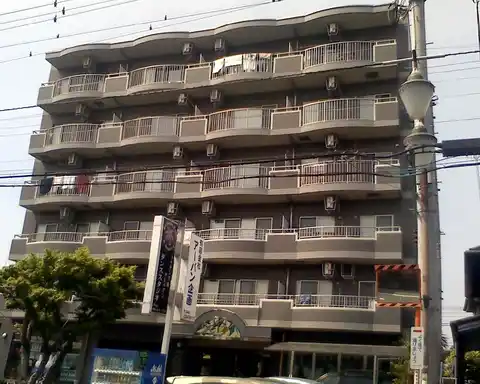 HALE MANA