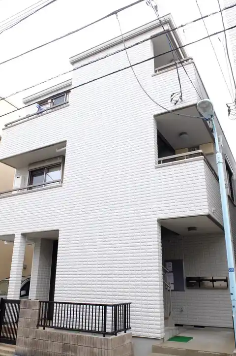 メゾンF