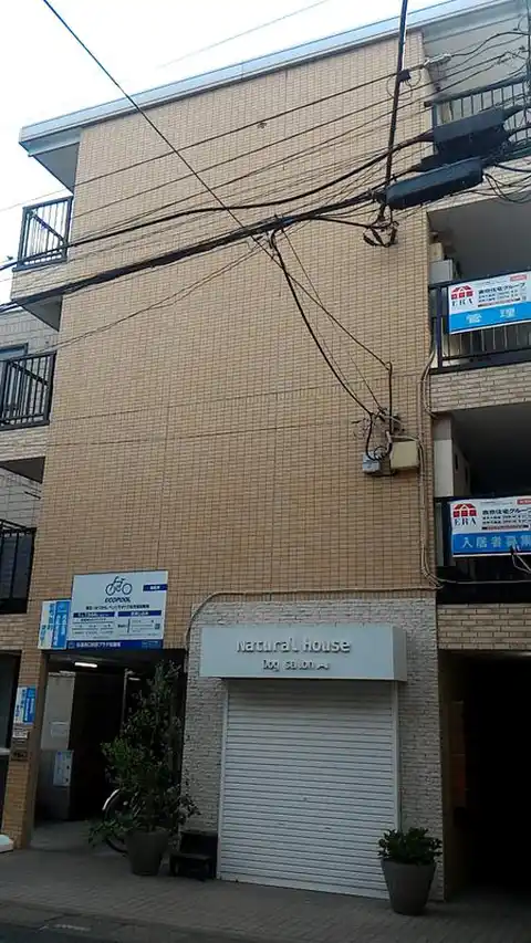 日進南口駅前プラザ