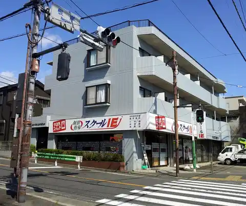 メゾンド・カルフール