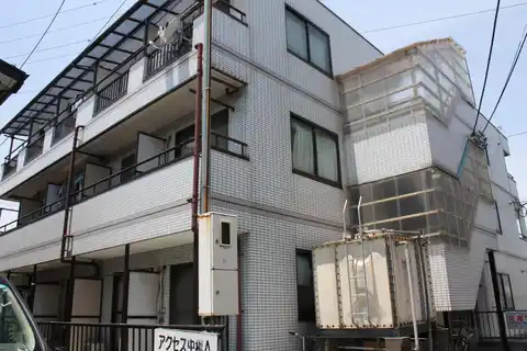 アクセス中根A