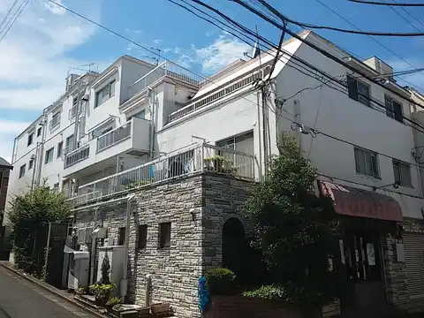 メイツ一ツ橋学園