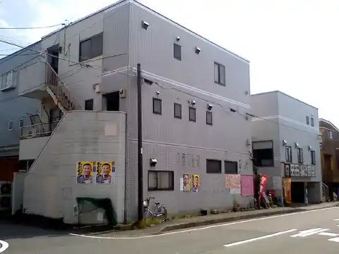 コスモパレス