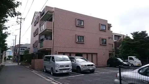 イーストハウス