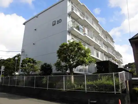 リリー本郷台10号棟