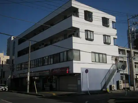 アベニュービル