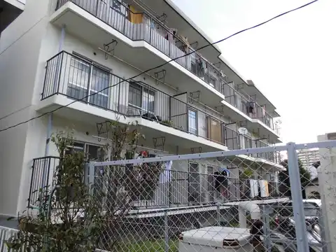 リリー本郷台12号棟