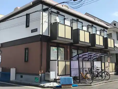 クレッセントHIRO