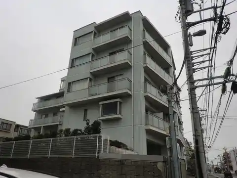 セラ柳小路