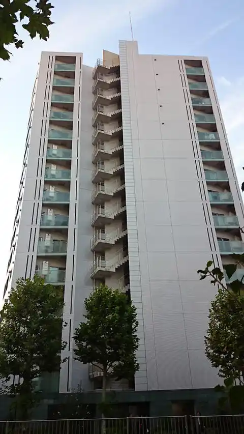 ファミール銀座イースト