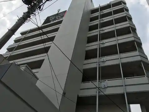 アヴニール市川
