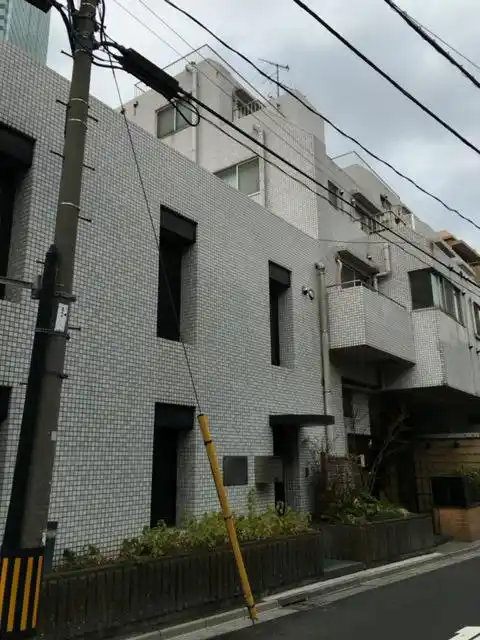 六本木アーバンレックス