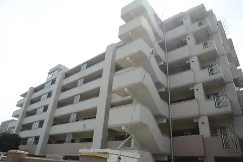 大師本町パーク・ホームズセントマークコート