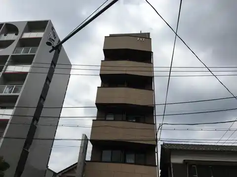 エフレジデンス16番館