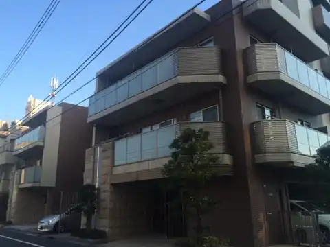 ミオカステーロ梅屋敷