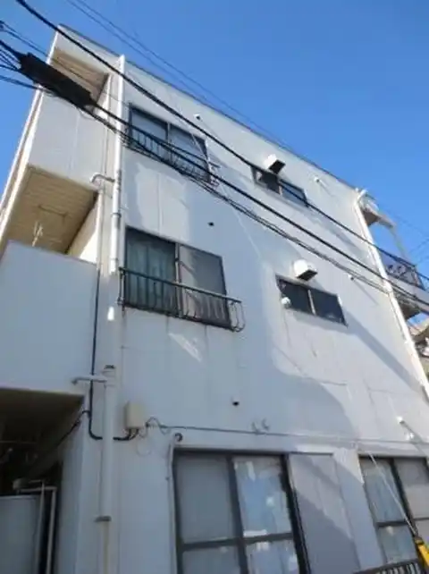 モア9