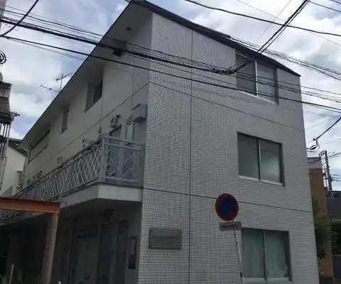 D-RHOMESNOBORITO