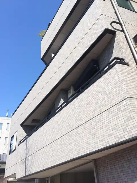 エミール小川