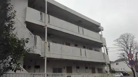 グランドハイツA棟