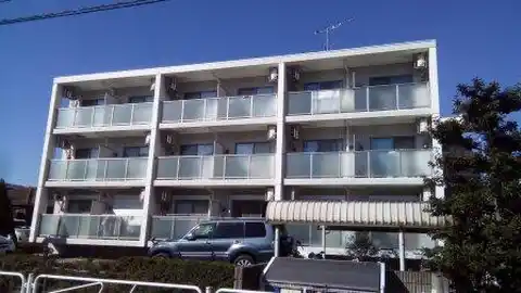 グレース内田