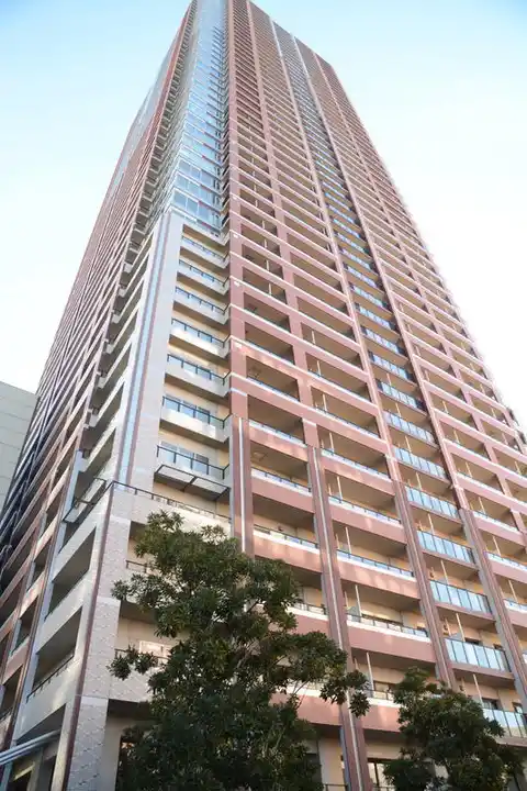 ザ コスギタワー