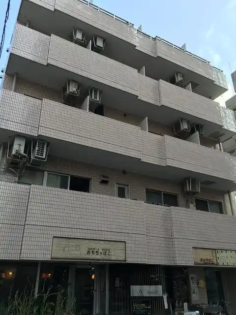 プラネット48
