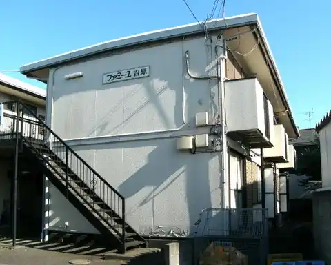 ファミーユ吉原1
