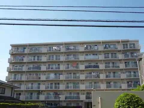 ルミエール西綾瀬