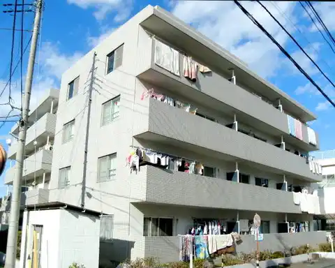 アーネストハイライズ