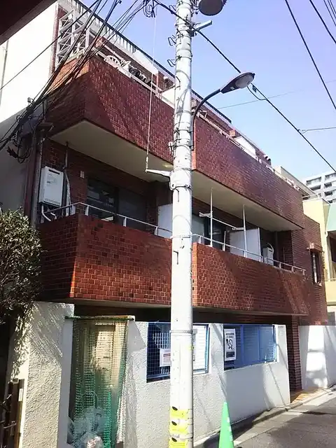 スカイコート新宿