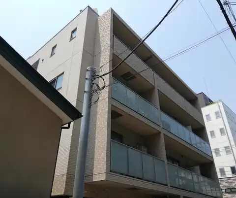 トリニティー・コート