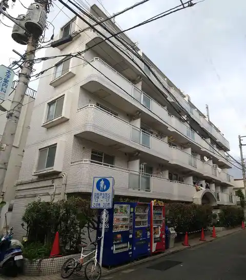 クリスタル三軒茶屋パート1