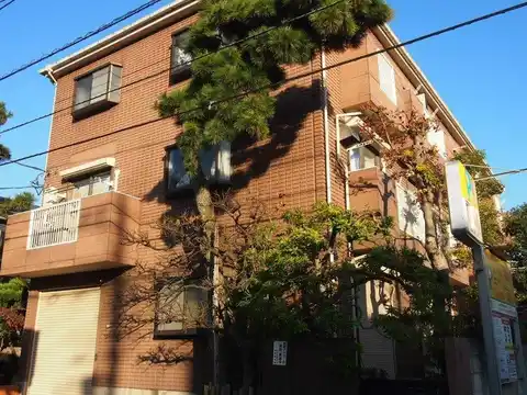 コーポアドニス