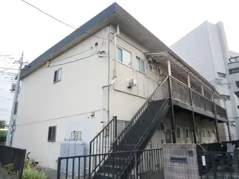 コーポE
