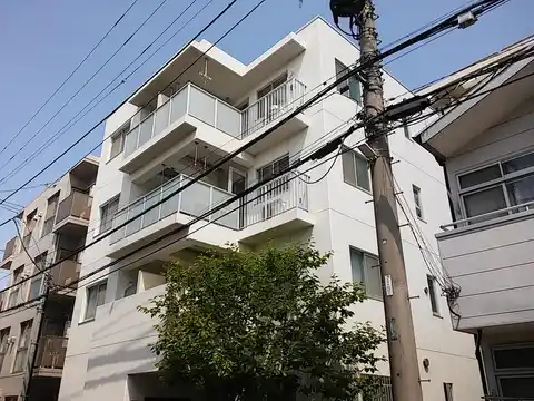 パーシモンコート