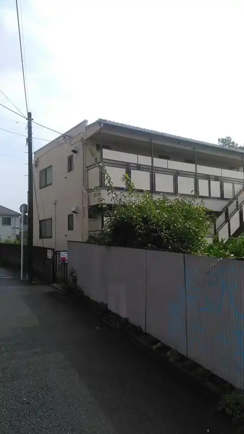 フラワーハイツA棟