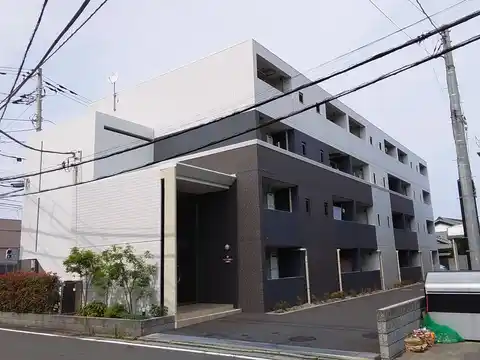 ユトリナ湘南A