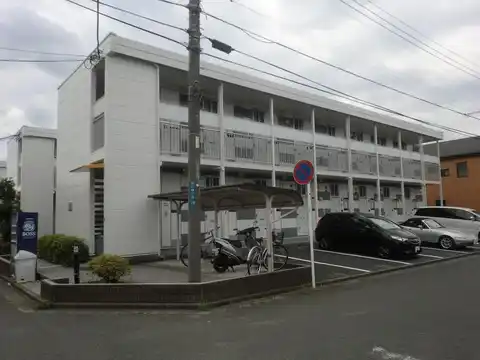 レオパレスヤバタIII