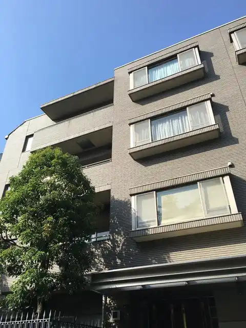 エルコモド元麻布