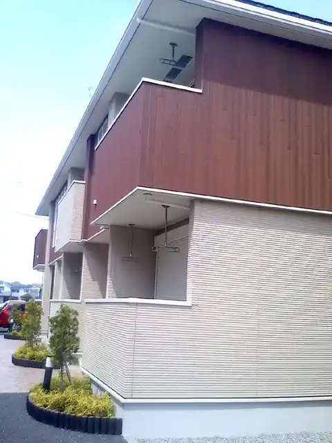 クリスタルメゾン雲雀