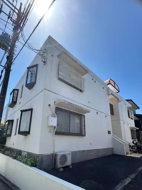メゾンローリエ