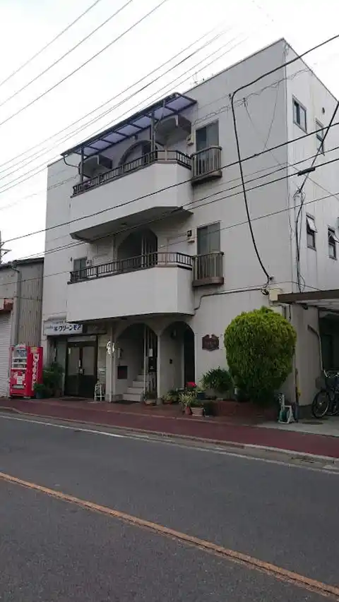 ルミエールエジマ