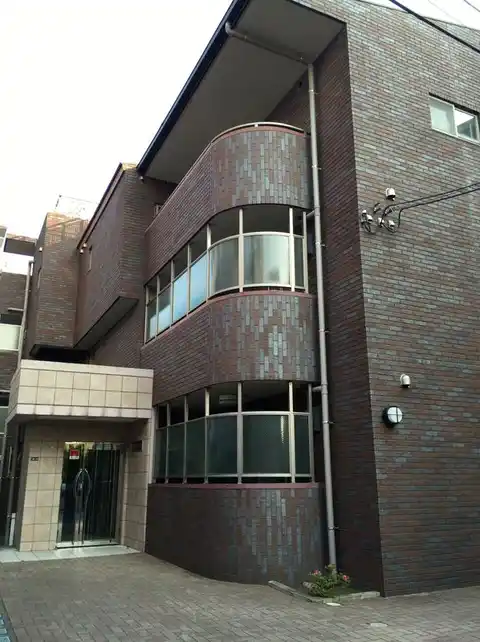 ソレイユ西原