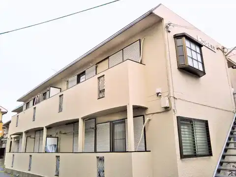 ファミーユ稲葉