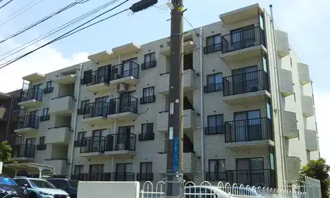 クリスタルハイツ