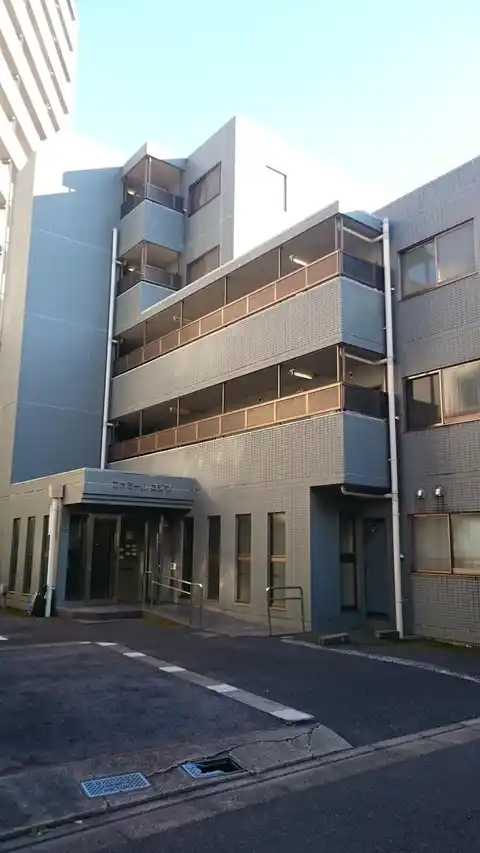 ファミールコジマ