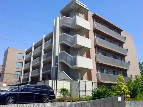 サンクタスシティ長津田みなみ台レジデンスD棟